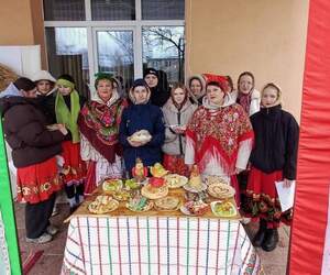 В Пинском районе в Жабчицах Масленицу отметили брендовым фестивалем блинов